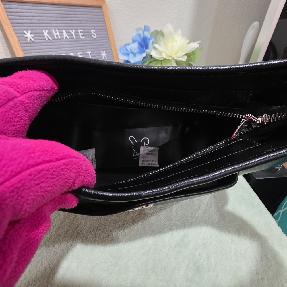 🔹️FINAL SALE🔹️ House Of Little Bunny Sofia Black PU Crossbody Bag - Picture 4 of 5